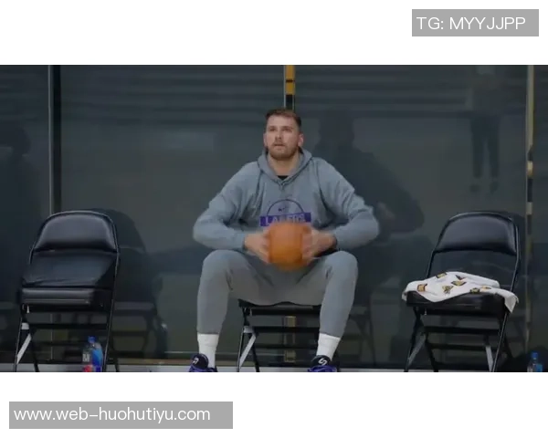 詹姆斯强调防守重要性期待东契奇与里夫斯带队冲击赛季荣誉